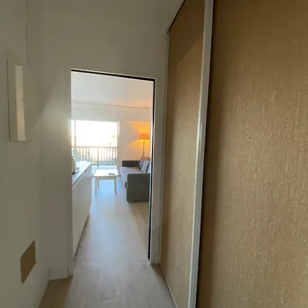 Golfe De Saint-tropez Sea View Air Conditioned Navy House Апартаменты *